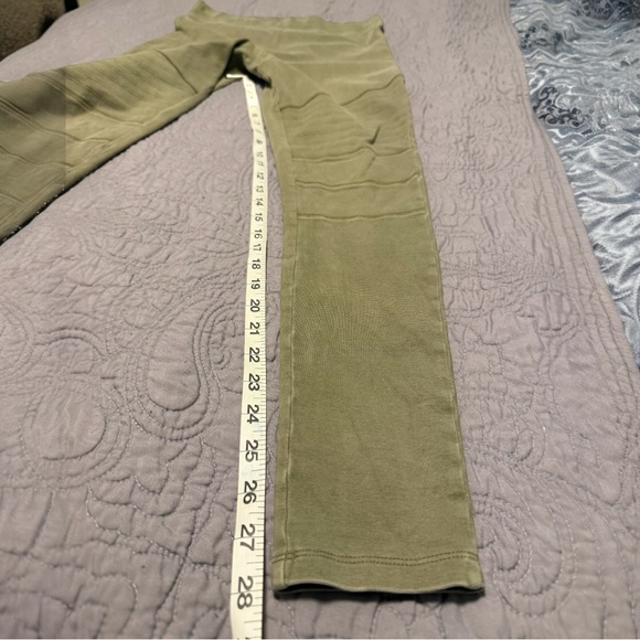Moto Jeggings |Small |Army Green|Express | waist 28” Rise 10” Inseam 28” - Picture 5 of 7